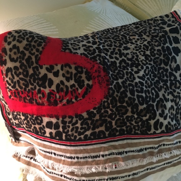 Vince Scarf/Wrap - Picture 2 of 3